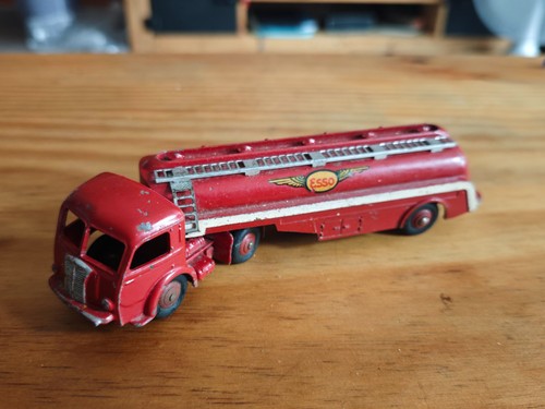 Dinky toys panhard citernes - dinky,