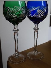 2 GRANDS VERRES A VIN COULEUR