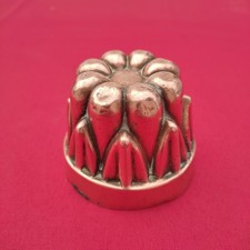 Moule à gâteaux en cuivre