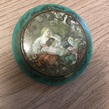 rare poudrier années 40