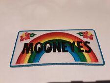 patch ecusson thermocollant brodé mooneyes arc en cielH4,5cm L 10cm