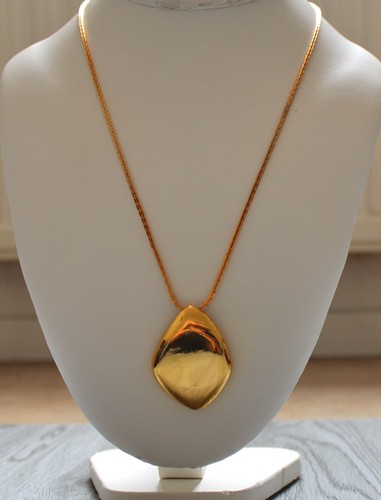 Pendentif parfumeur chaine - parfumeur,,