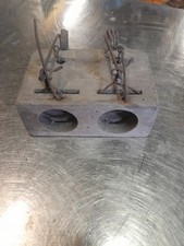 Piege a Souris Ancien 2 Trous 