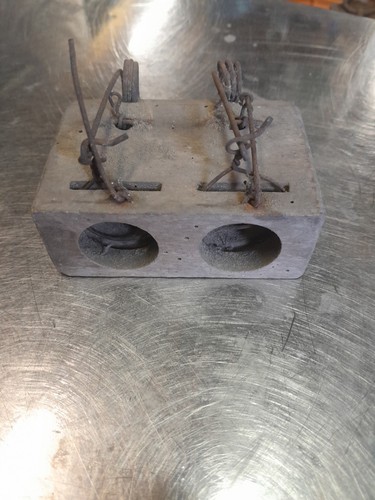 Piege souris ancien trous - piege,