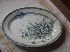 beau plat ancien VILLEROY &
