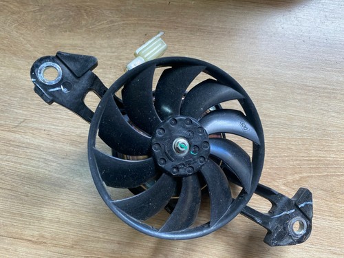 Ventilateur radiateur - un,
