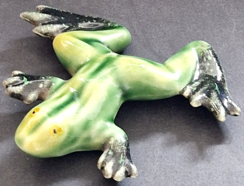 Bordalo pinheiro frog figurine - pinheiro,