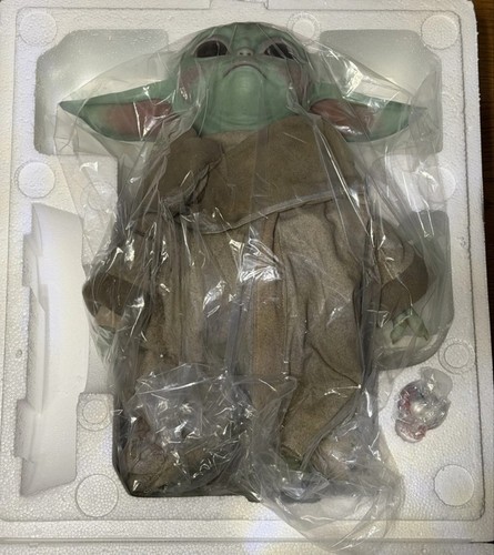 Baby yoda sideshow - yoda/,
