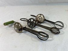 3 ANCIENS BATTEUR MANUEL