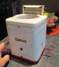Ancienne machine laver - ancienne, à