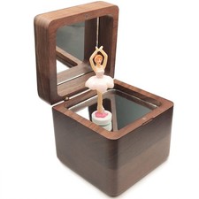 Boîte à musique en bois