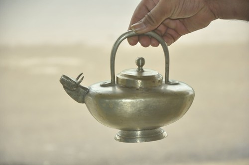Pot eau sacrée forme - eau,