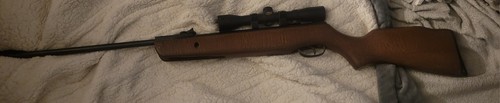 Gamo hunter 220 air rifle - 220,