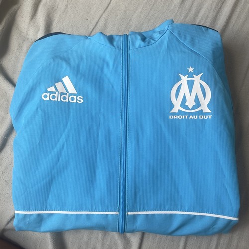 Gilet - gilet, om
