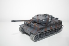 C16 1:35 MINICHAMPS