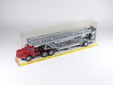 NOREV - 95 - Tracteur Berliet TBO 15 - Transporteur - Boite Jaune - En boite