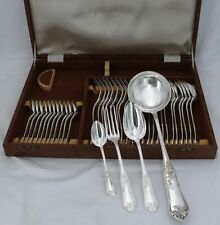 Boulenger Louis XV, Floral, ménagère de 37 pièces en métal argenté.