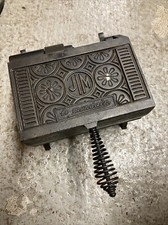 Gaufrier Ancien Fonte Le Mondain JIM Excellent État 