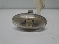  Repetiteur clignotant avant droit  (Feux) d'occasion ref.  6325G4 d/R:114199873