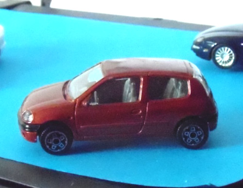 Voiture renault clio - ,