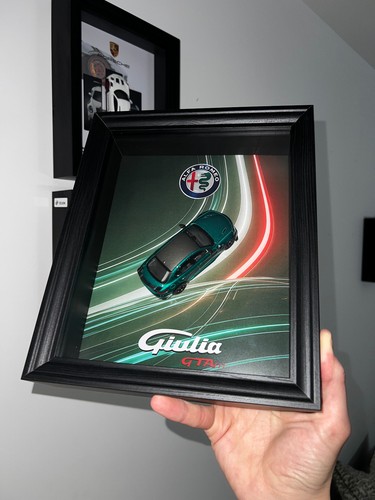 Cadre voiture alfa - voiture,