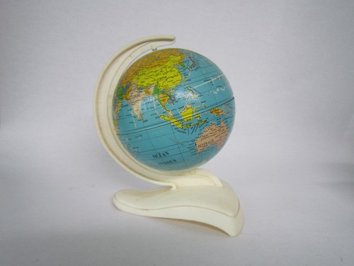 Globe metal terrestre made - globe, in