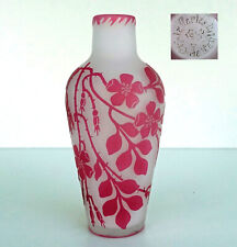 CRISTALLERIE DE PANTIN  - Vase en Verre Multicouche Gravé Acide Signé ca 1900