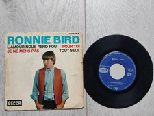 RARE  EP 45 T SIXTIES RONNIE
