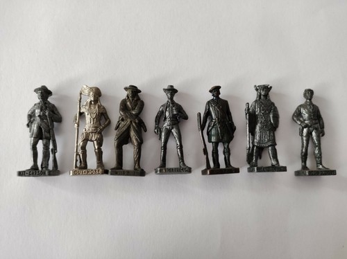 Lot figurines kinder - de, metal