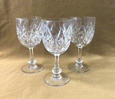 1 verre à eau en cristal