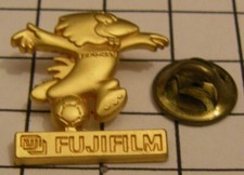 Pin's  COUPE du MONDE de