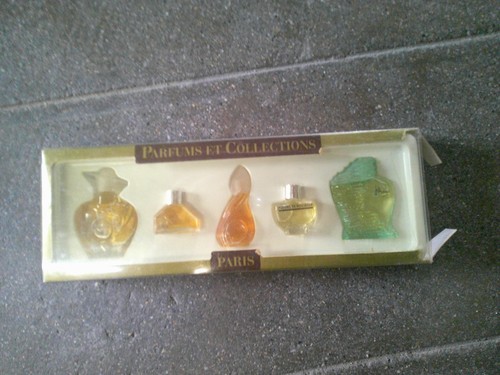Coffret parfums miniatures - de,