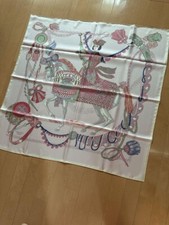 HERMES Carre 90 Scarf Le