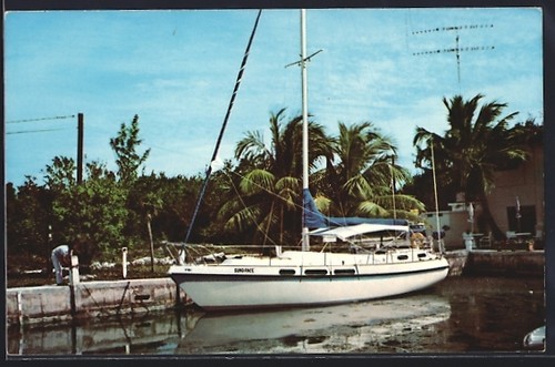 Voilier sundance dans port - sundance,
