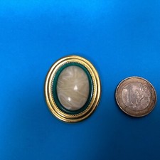 Attache Foulard Signée