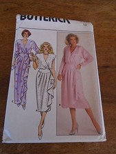  PATRON "BUTTERICK  ROBE DRAPEE LONGUE ET COURTE  TAILLE 40  N° 3678