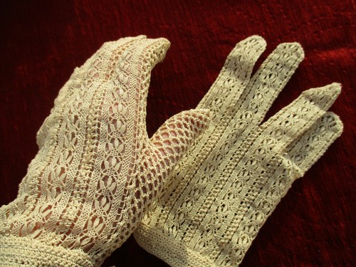 Une paire gants femme - de,