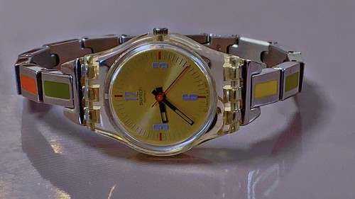 Suisse montre femme swatch