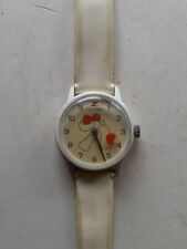 ORIGINAL VINTAGE MONTRE MECANIQUE DE FEMME COURREGES TROTTEUSE EN FORME DE CŒUR 
