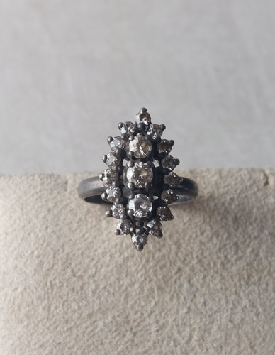 Ancienne bague navette - ,, décor