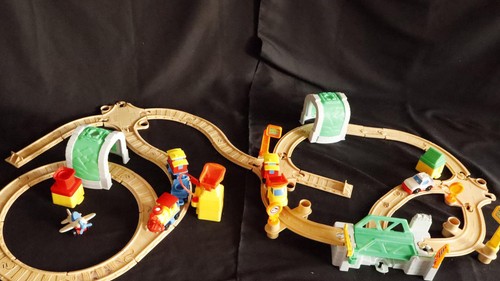 Circuit train bascule - train, à