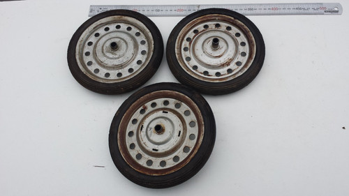 Lot anciennes roues de - de,