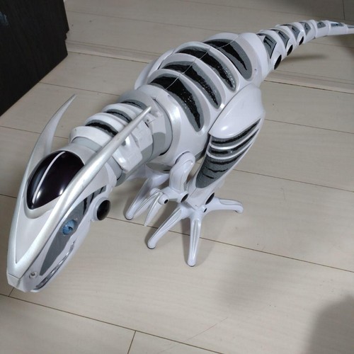 Robot type dinosaure rc - robot,