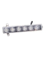 Feu diurne avant gauche