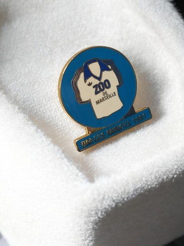 Pin vintage olympique de - pin's,