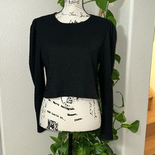 H & M
