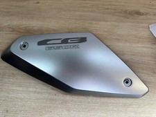 Un Cache carenage écope