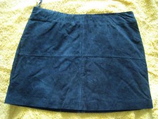 LOT 2 vêtements femme jupes