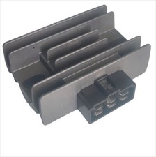 Redresseur régulateur pour