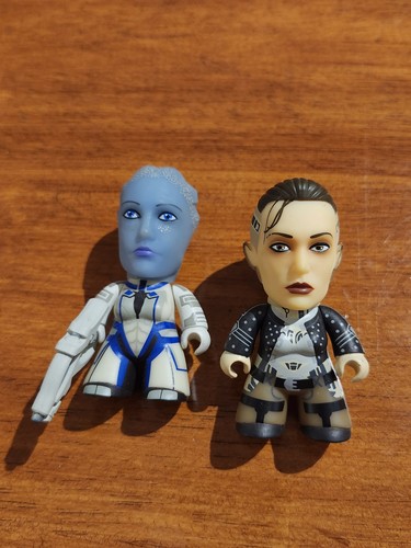 Mass effect titans normandy - titans,